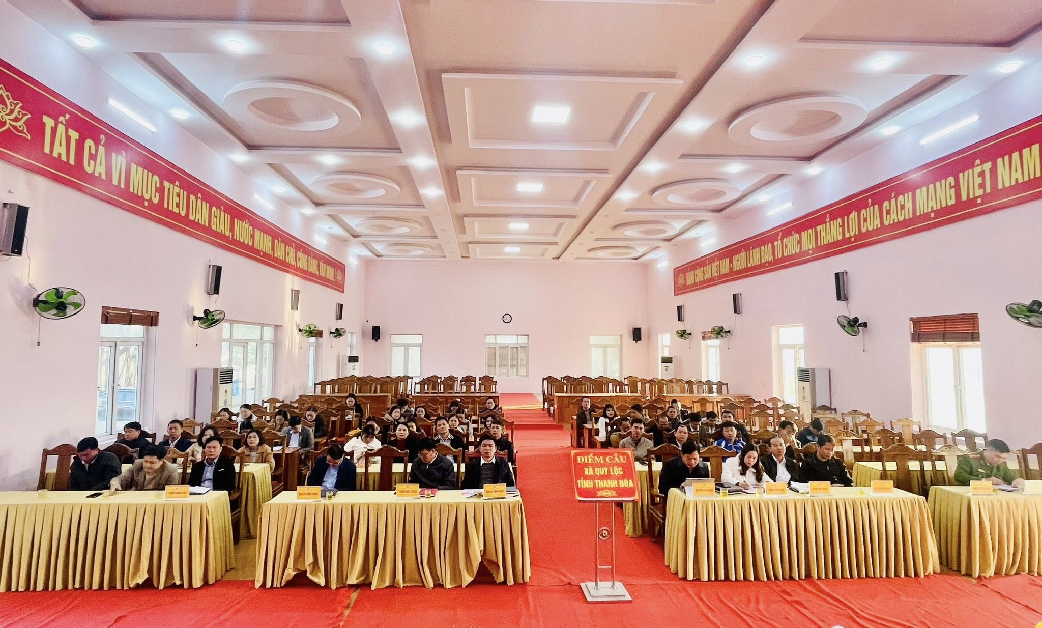 XÃ QUÝ LỘC THAM DỰ HỘI NGHỊ TRỰC TUYẾN TOÀN TỈNH TRIỂN KHAI NHIỆM VỤ TRỌNG TÂM TRƯỚC, TRONG VÀ SAU TẾT NGUYÊN ĐÁN BÍNH NGỌ 2026