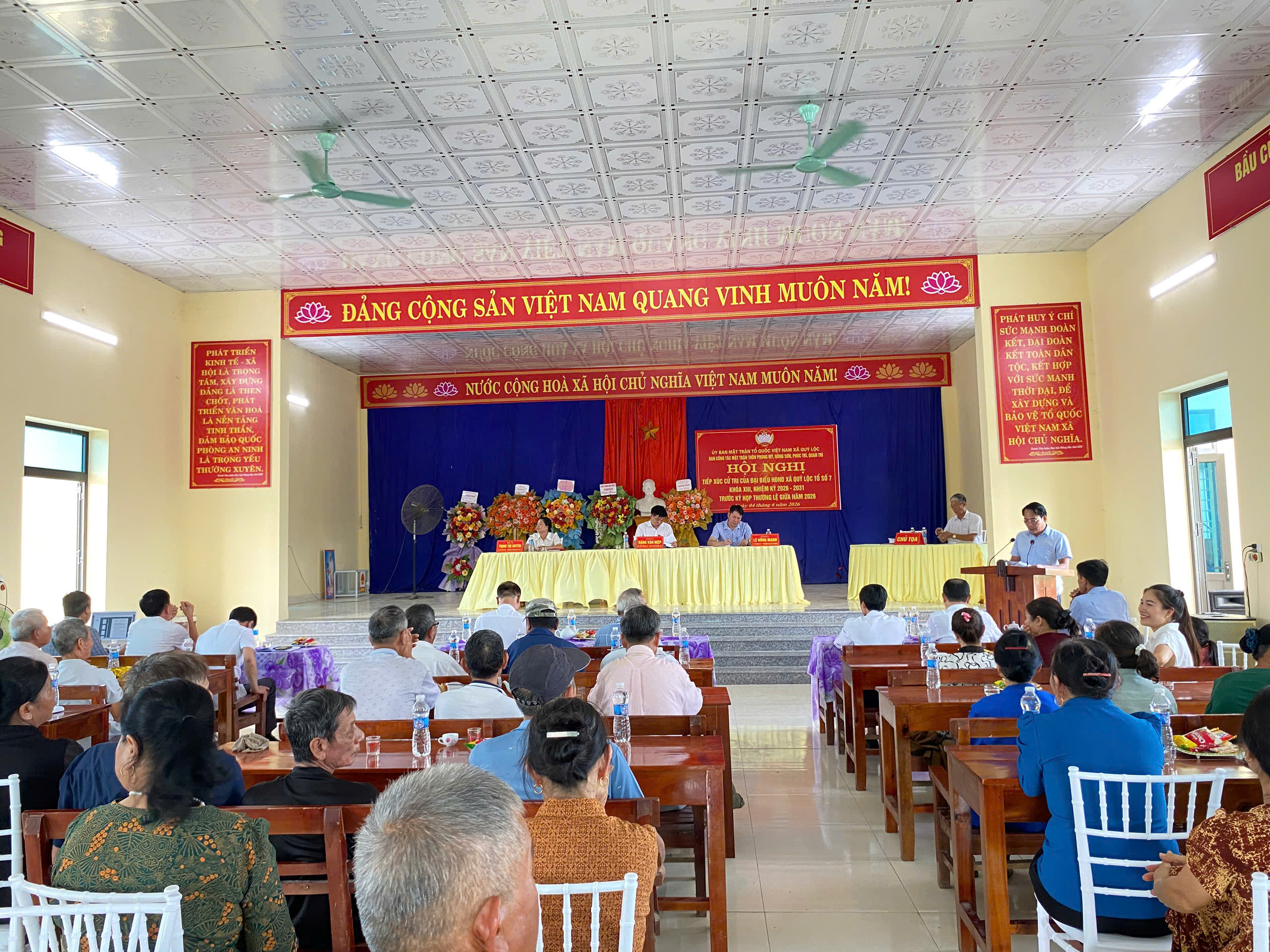 CÁC TỔ ĐẠI BIỂU HỘI ĐỒNG NHÂN DÂN XÃ QUÝ LỘC TIẾP XÚC CỬ TRI TRƯỚC KỲ HỌP THƯỜNG LỆ GIỮA NĂM 2026