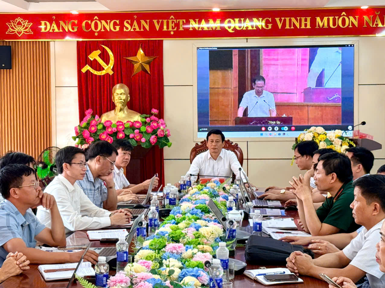 Anh-tin-bai