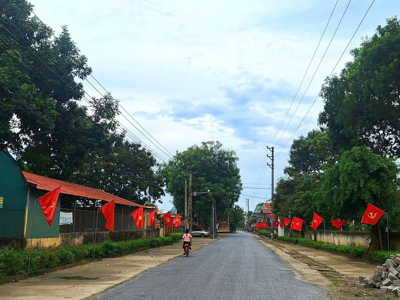 Anh-tin-bai