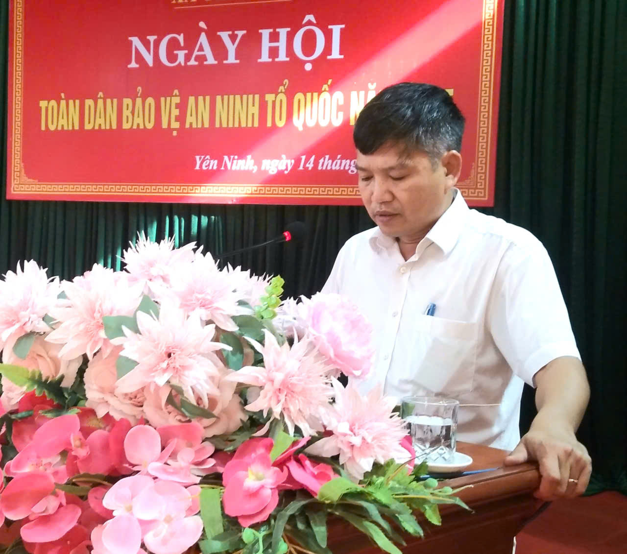 Anh-tin-bai