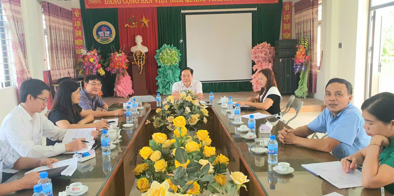 Anh-tin-bai