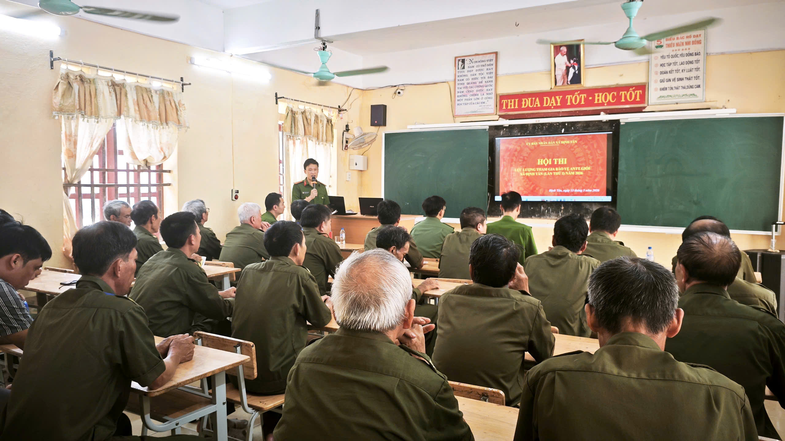 Hội thi lực lượng tham gia bảo vệ ANTT ở cơ sở giỏi xã Định Tân lần thứ I năm 2026 