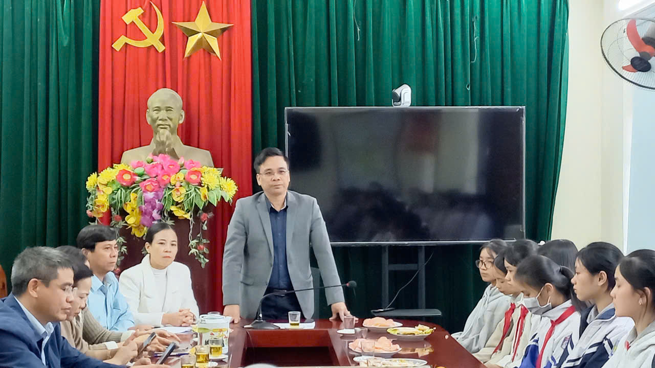 Anh-tin-bai