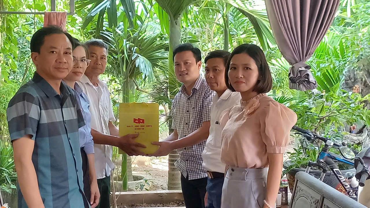 Anh-tin-bai