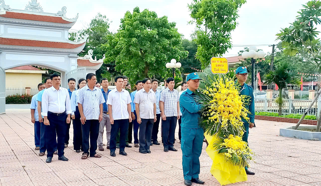 Anh-tin-bai