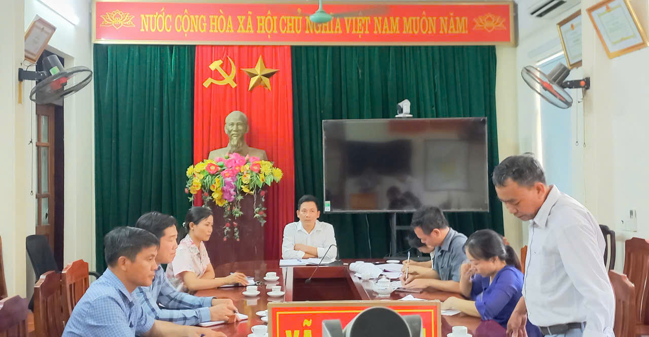 Triển khai bàn giao công trình đường điện công cộng cho các thôn: Mỹ Lộc; Vệ thôn và Trịnh Điện