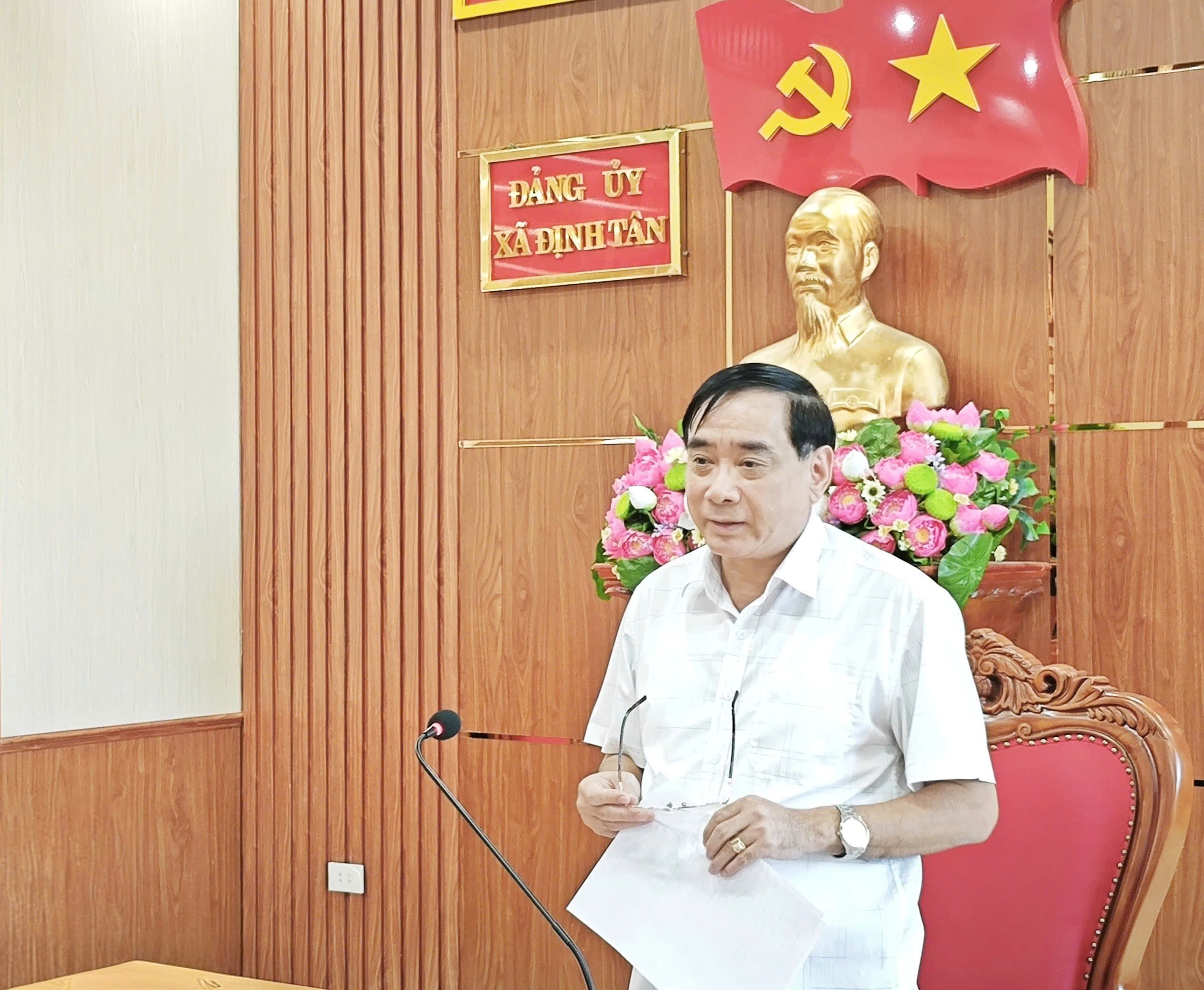 Anh-tin-bai