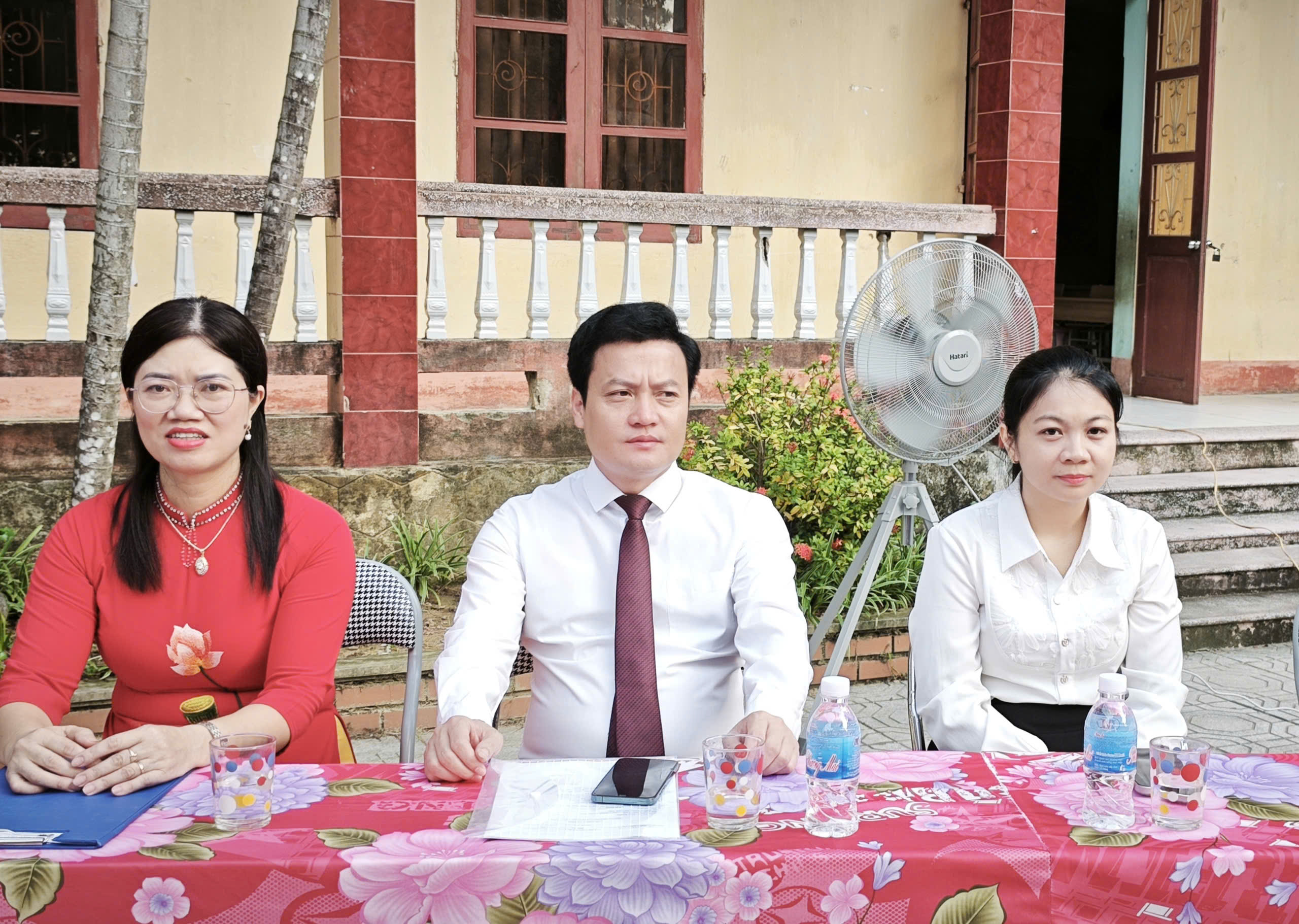 Anh-tin-bai