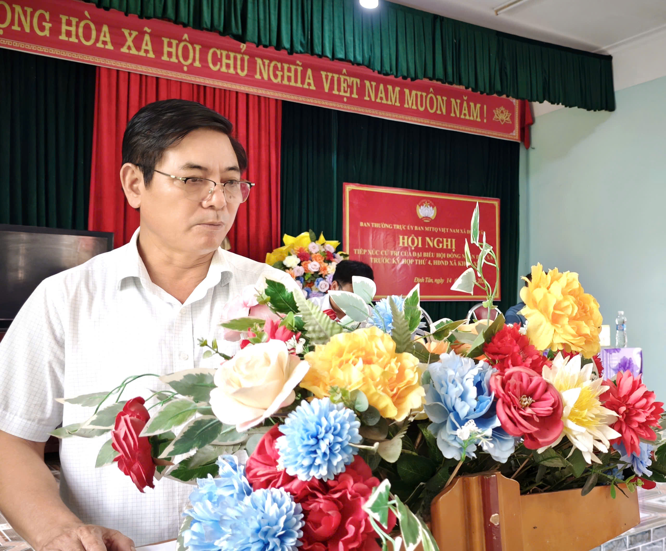 Anh-tin-bai