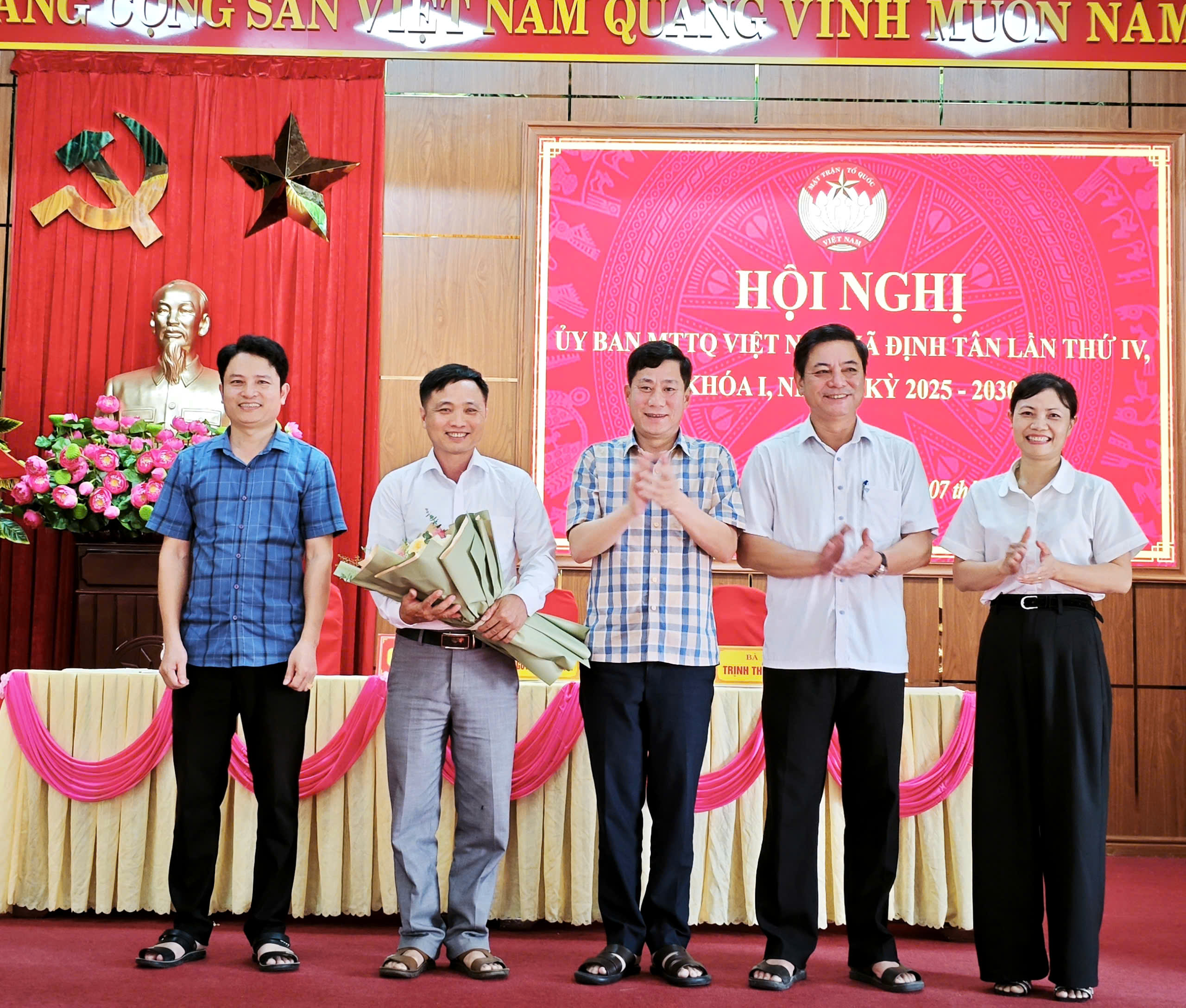 Kiện toàn chức danh Phó Chủ tịch Ủy ban MTTQ xã Định Tân, nhiệm kỳ 2025 - 2030