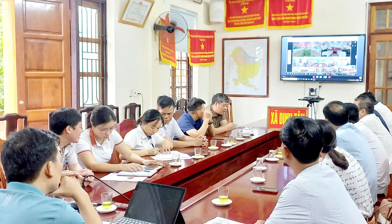 Ban Chỉ đạo Phòng thủ dân sự quốc gia họp với các địa phương triển khai công tác ứng phó với bão số 10