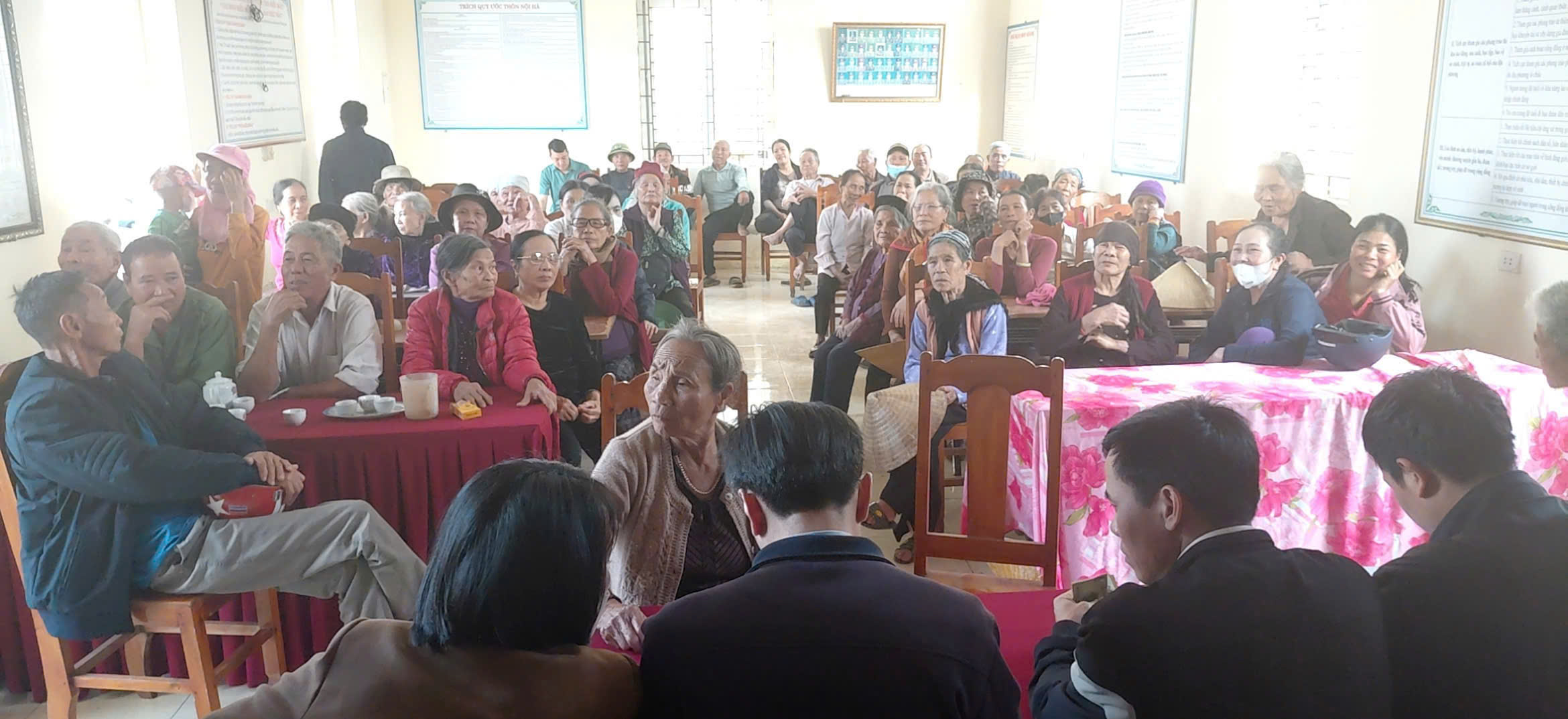 UBND xã Định Hòa tổ chức tặng quà của Đảng, Nhà nước nhân dịp Đại hội XIV và Tết Nguyên đán Bính Ngọ 2026