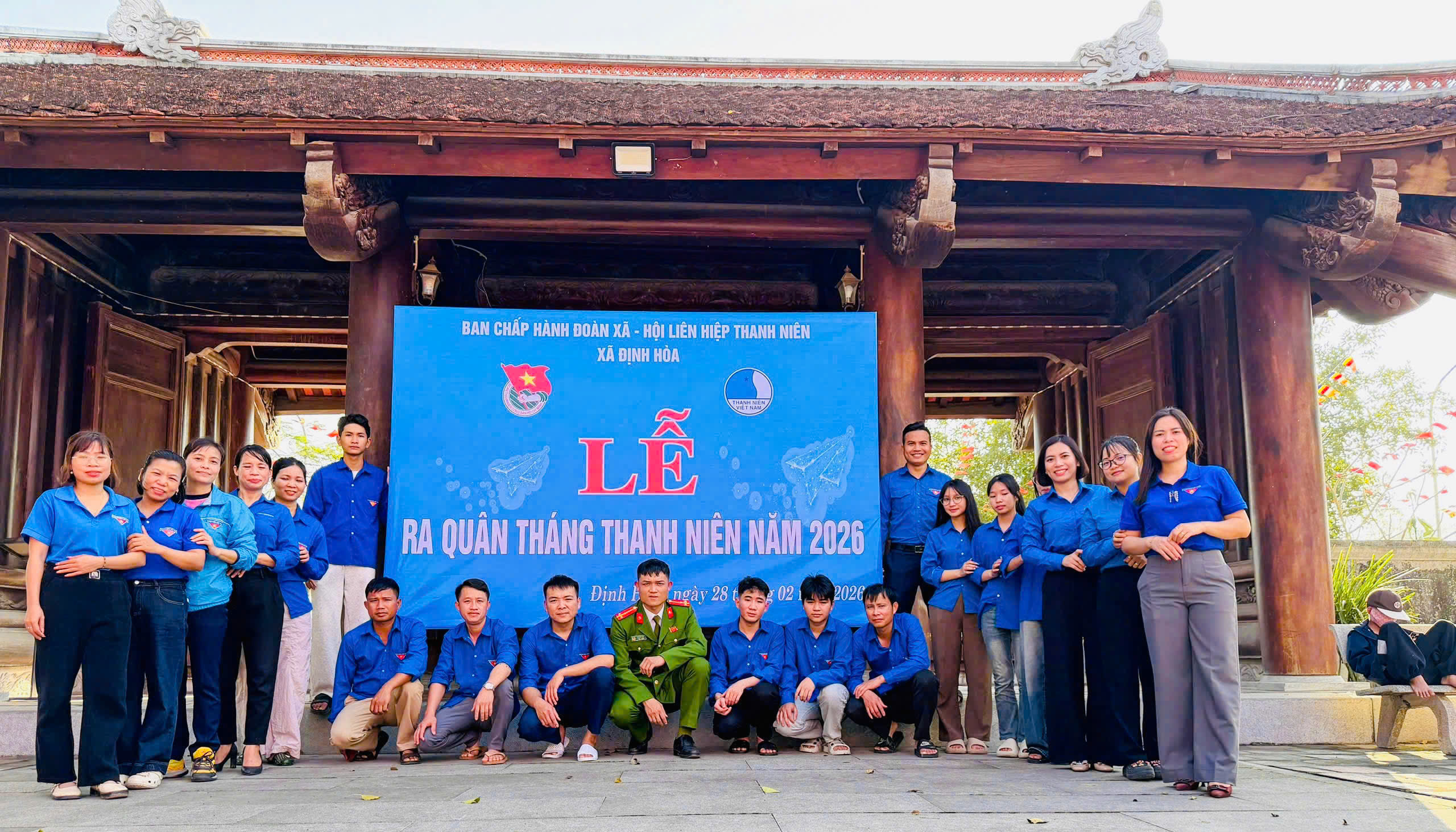 Đoàn thanh niên xã ra quân hưởng ứng tháng thanh niên năm 2026.