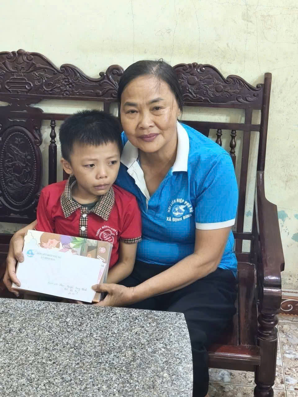 Anh-tin-bai