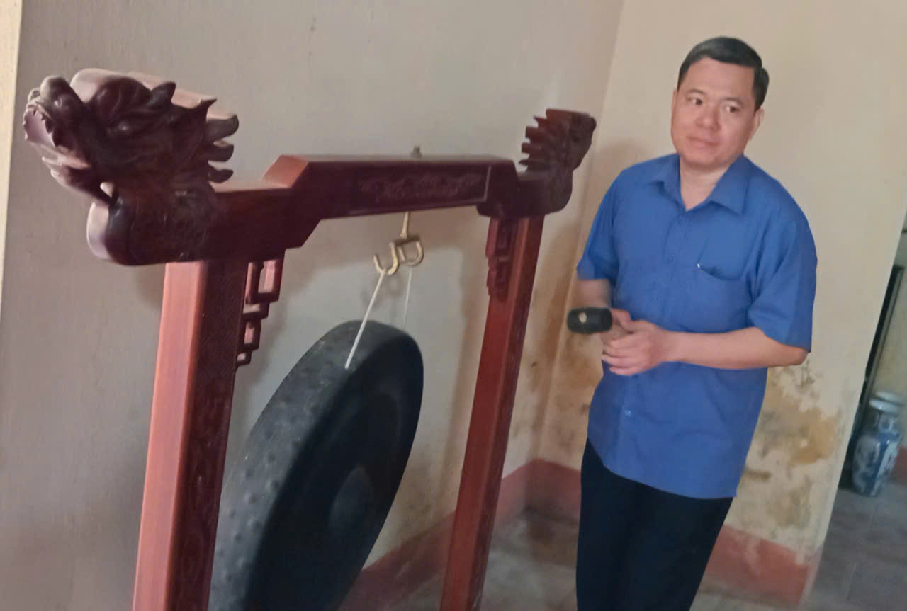Anh-tin-bai