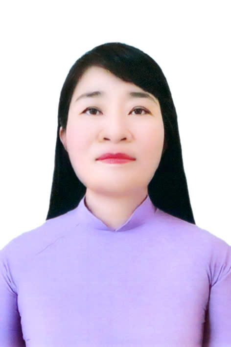 BÙI THỊ CẨM TÚ