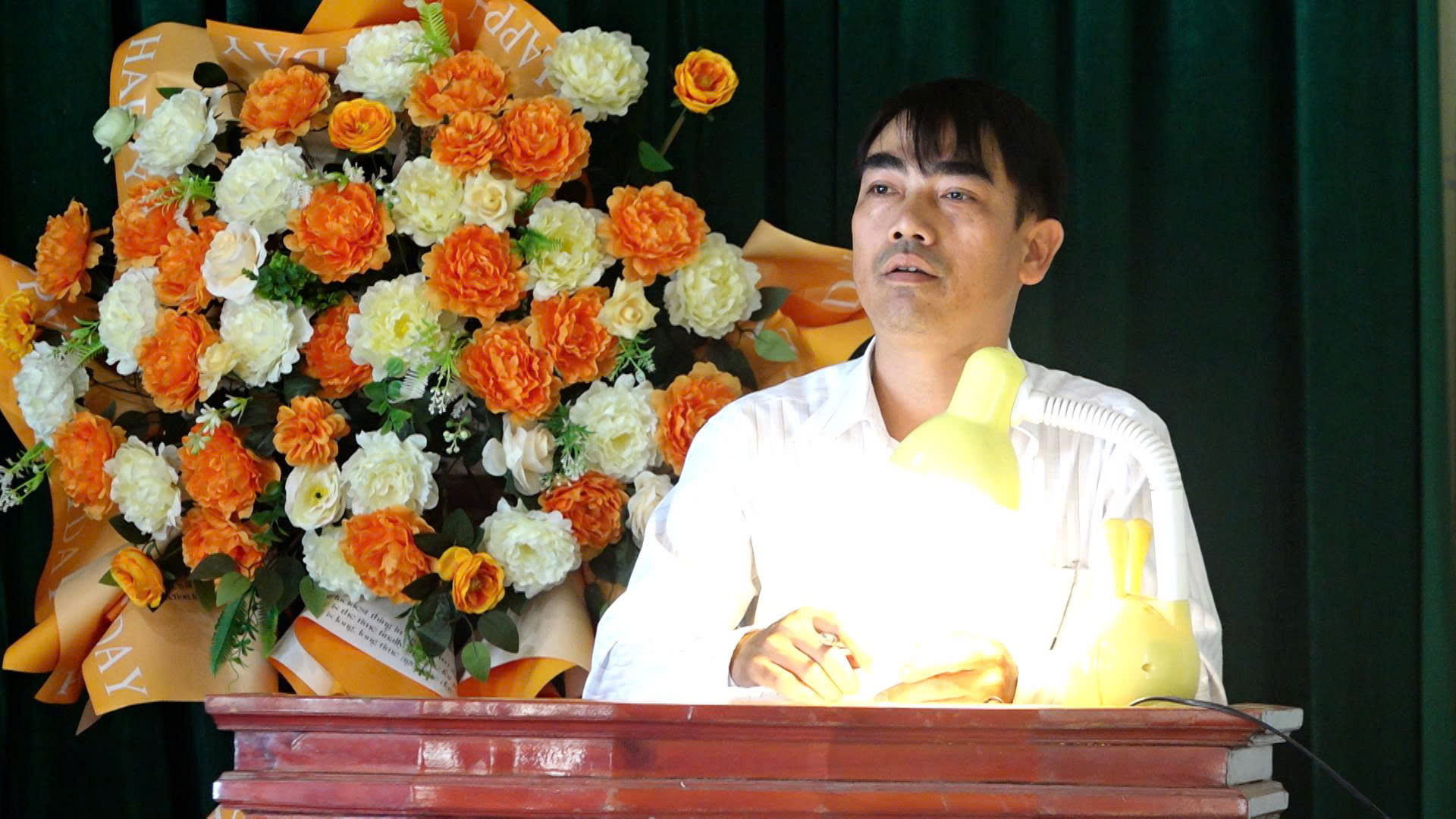 Anh-tin-bai