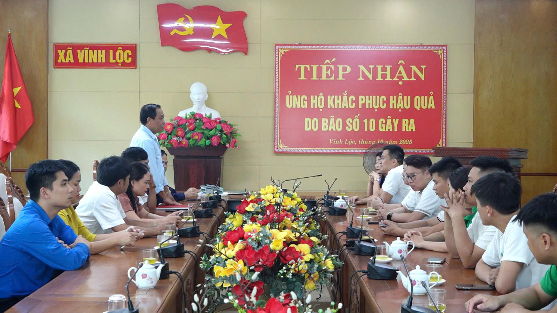 Anh-tin-bai