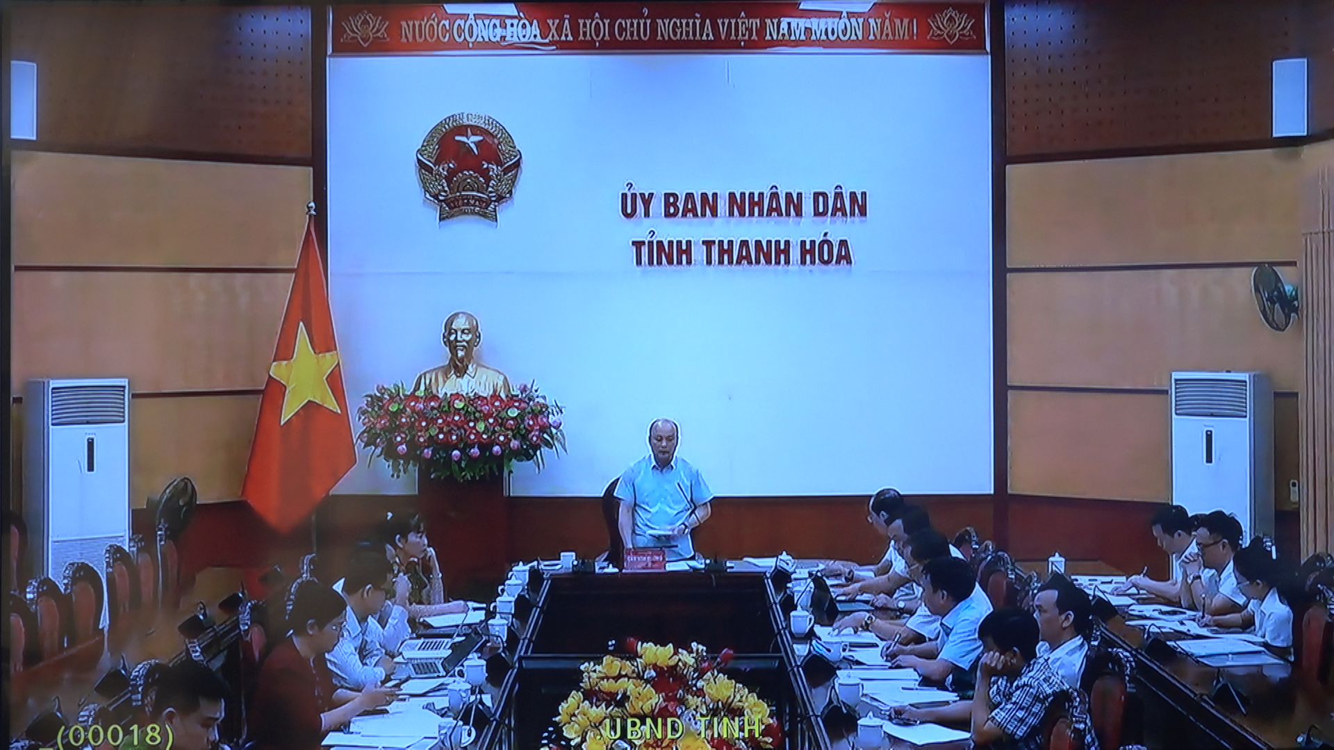 Anh-tin-bai