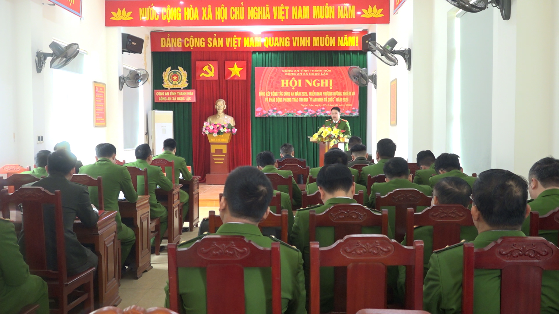 Công an xã Ngọc Lặc tổng kết công tác năm 2025, triển khai nhiệm vụ và phong trào thi đua “Vì an ninh Tổ quốc” năm 2026