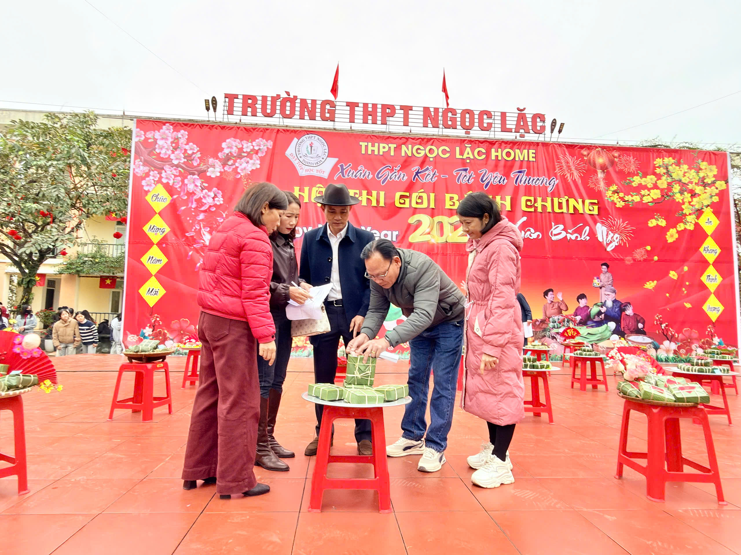 Anh-tin-bai