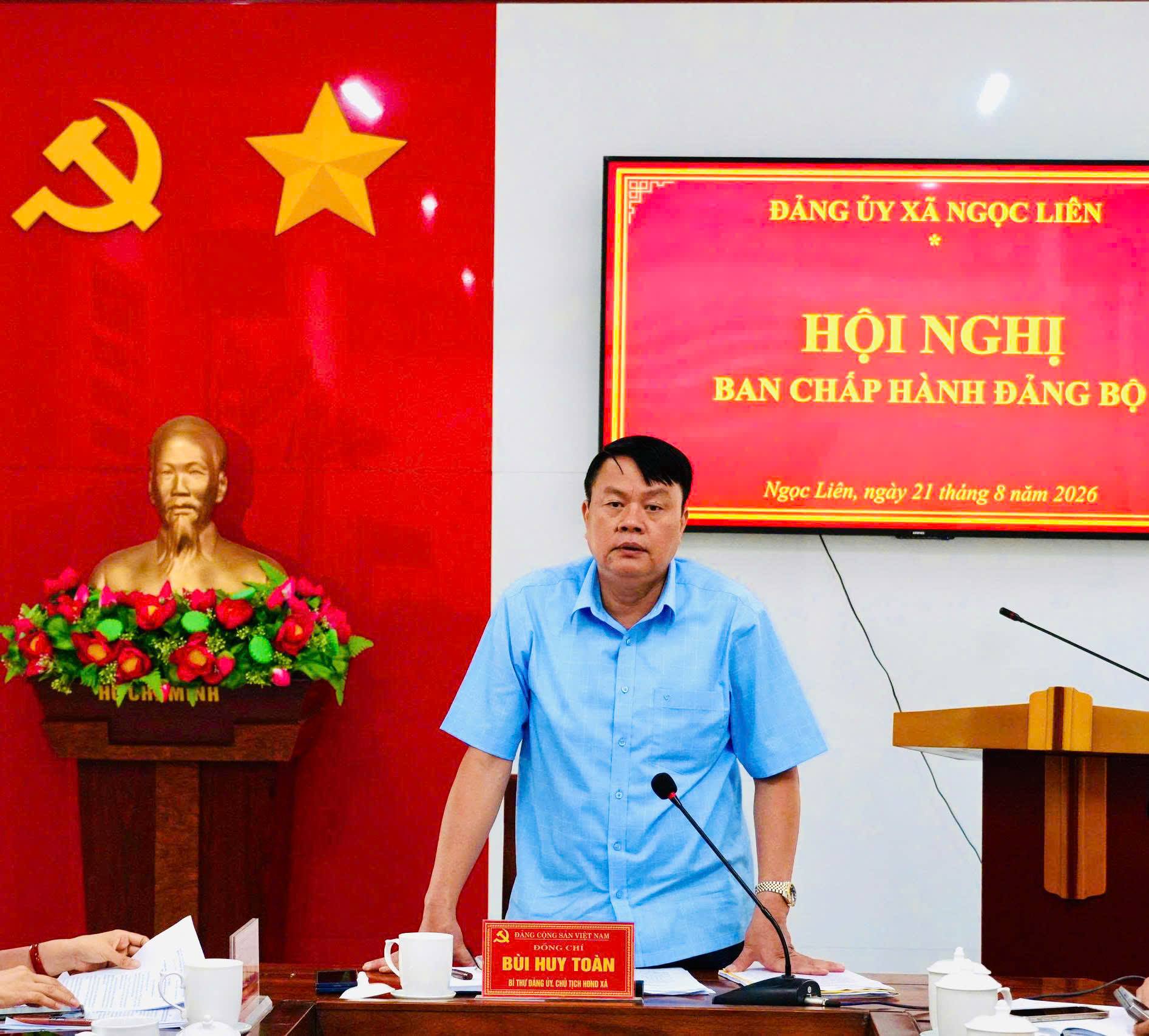 Anh-tin-bai