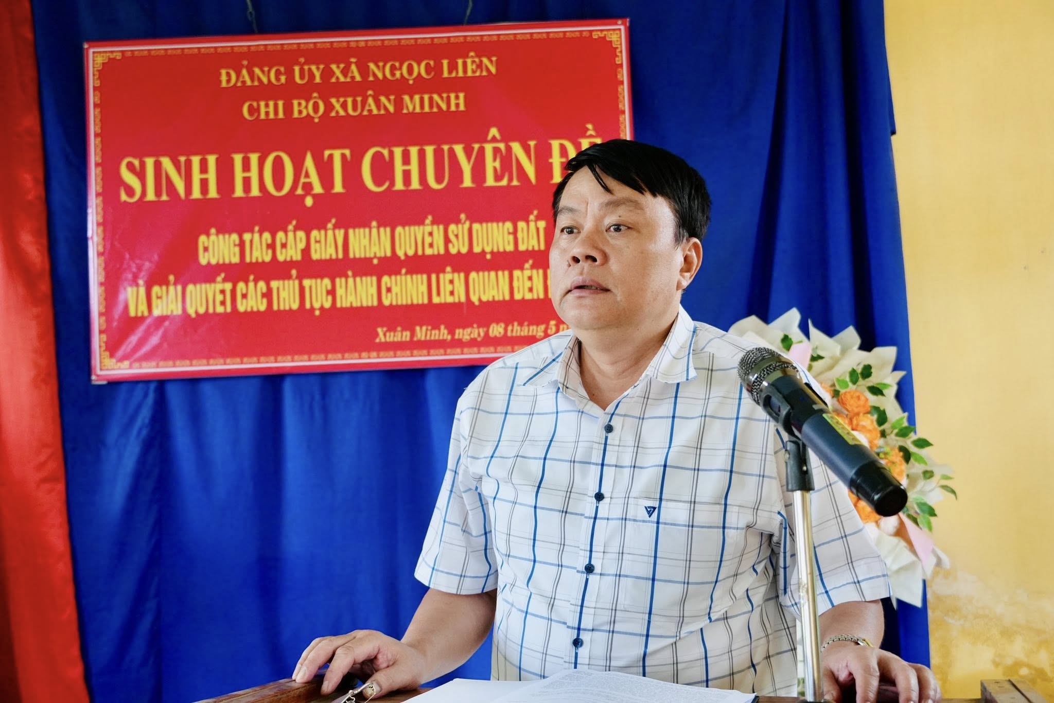 Anh-tin-bai
