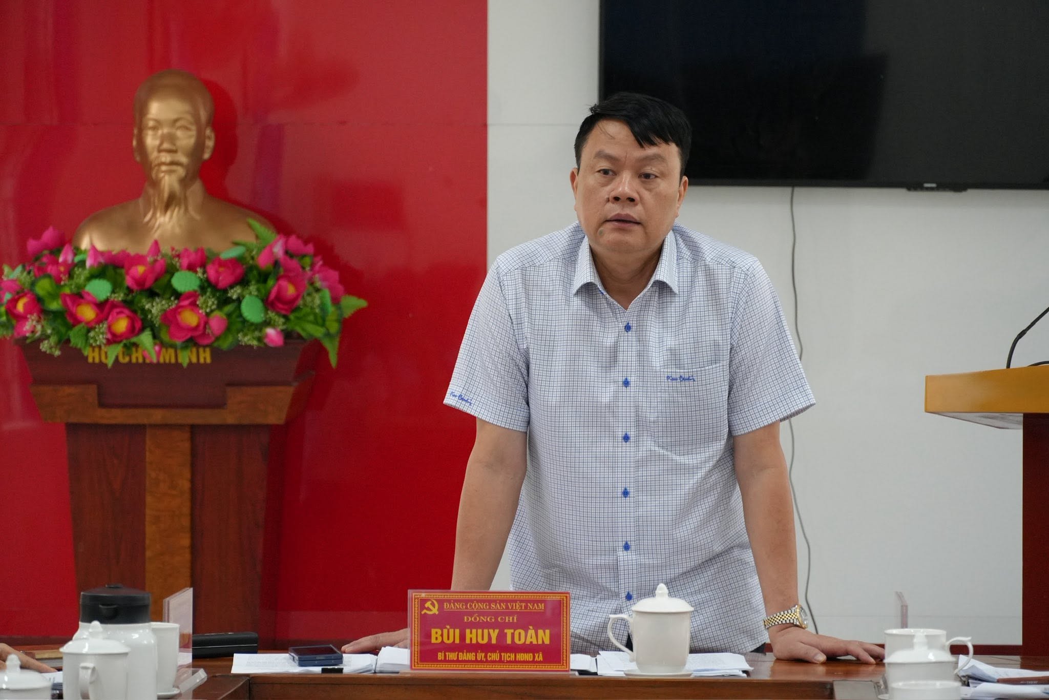 Anh-tin-bai