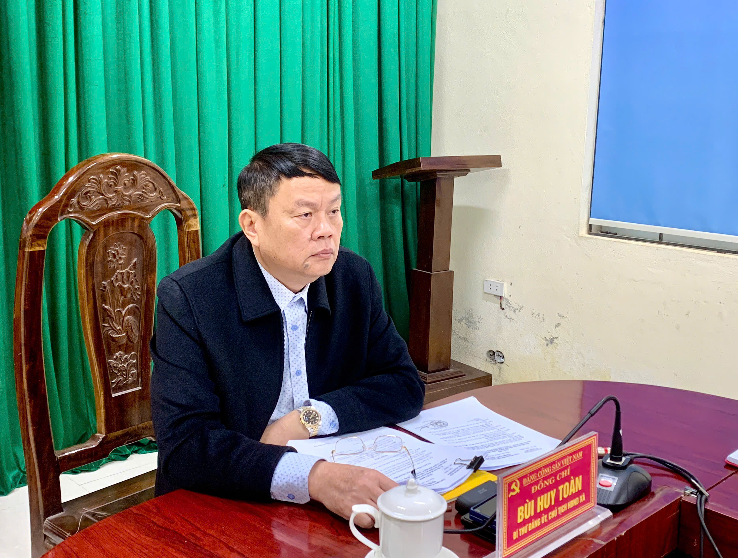 Anh-tin-bai