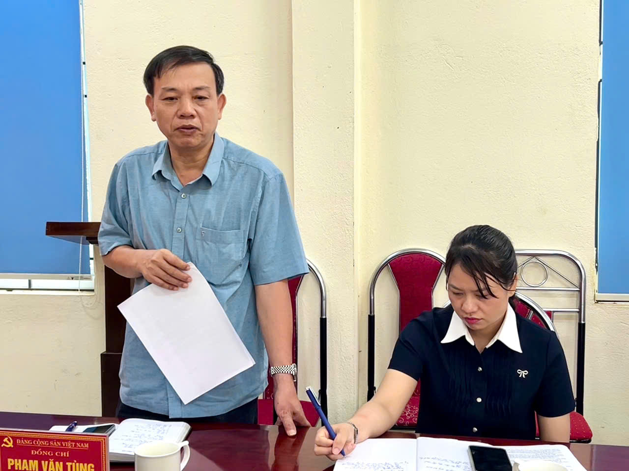 Anh-tin-bai