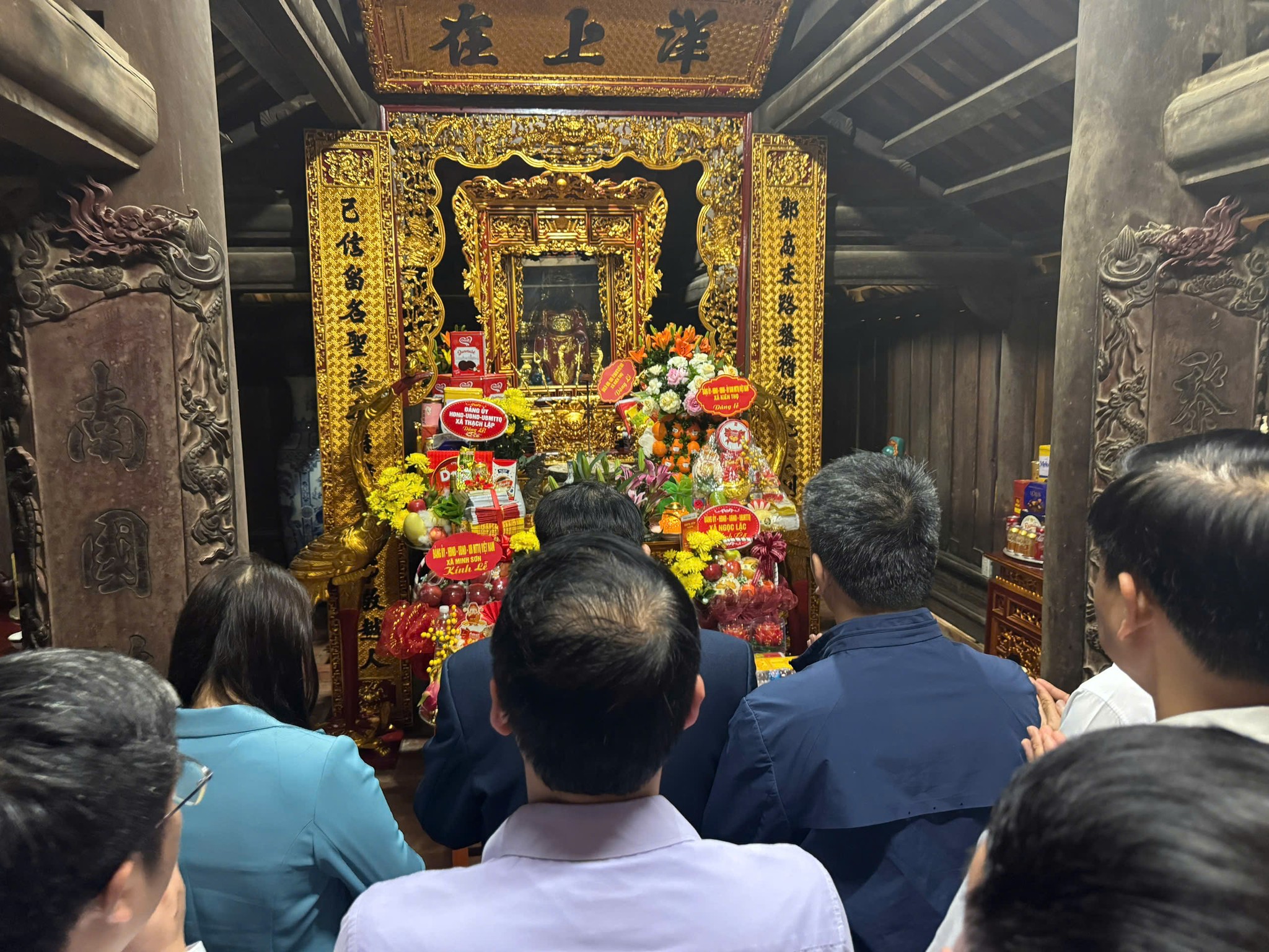 Anh-tin-bai