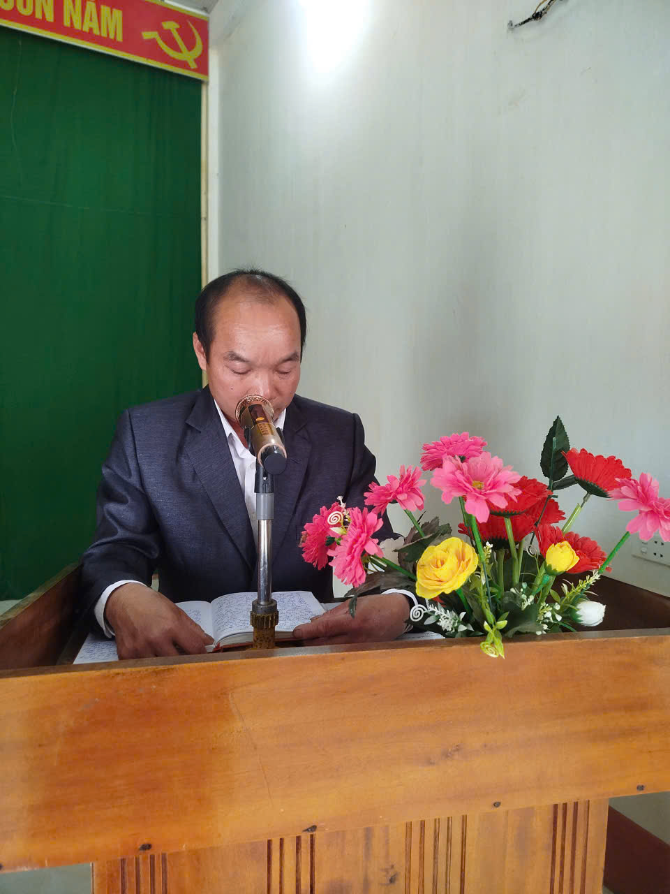 Anh-tin-bai