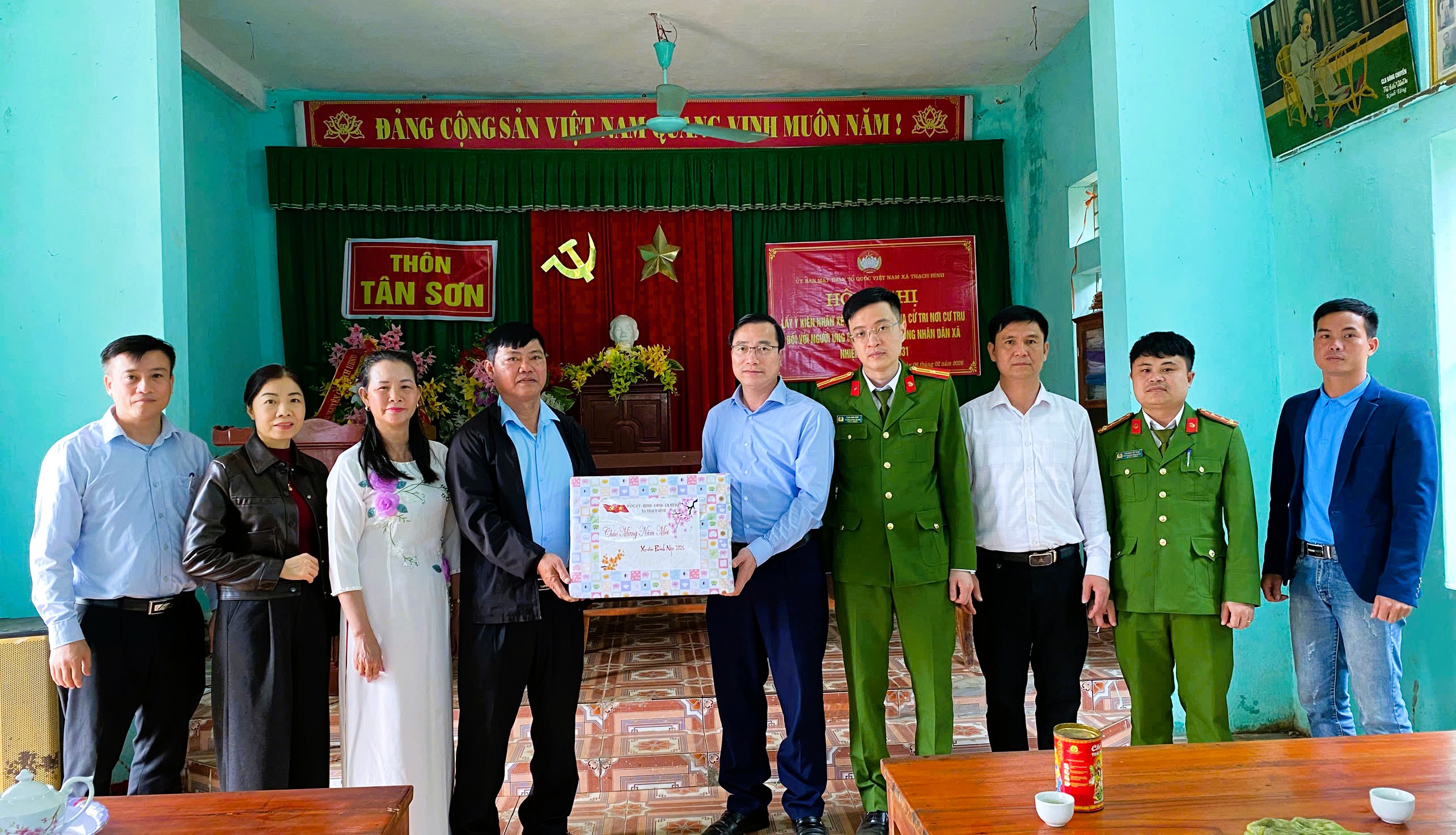 Anh-tin-bai