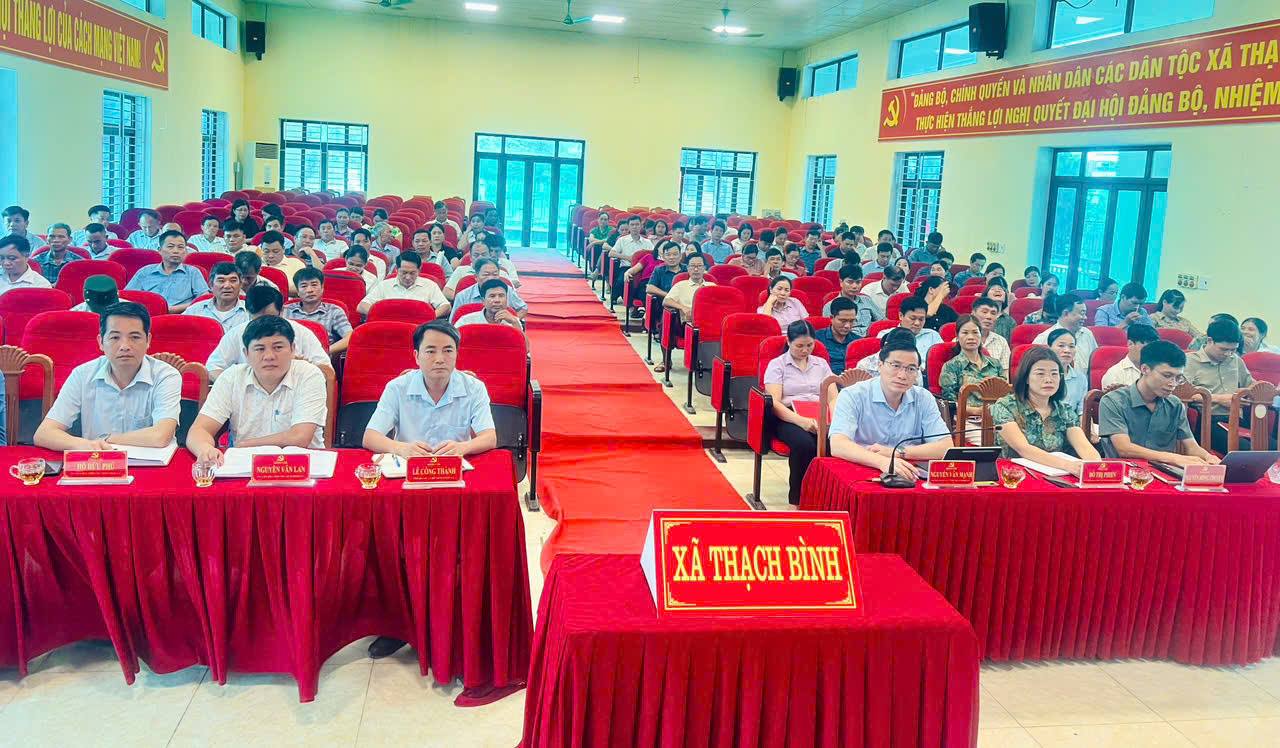 Đảng ủy xã Thạch Bình tham dự Hội nghị sơ kết thực hiện Nghị quyết 57-NQ/TW của Bộ Chính trị và 01 năm triển khai Phong trào “Bình dân học vụ số” trên địa bàn tỉnh