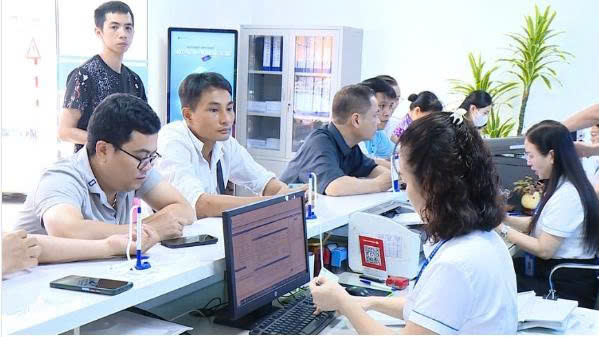 Nhà mạng tăng tốc chuẩn hóa thuê bao trước “giờ G”