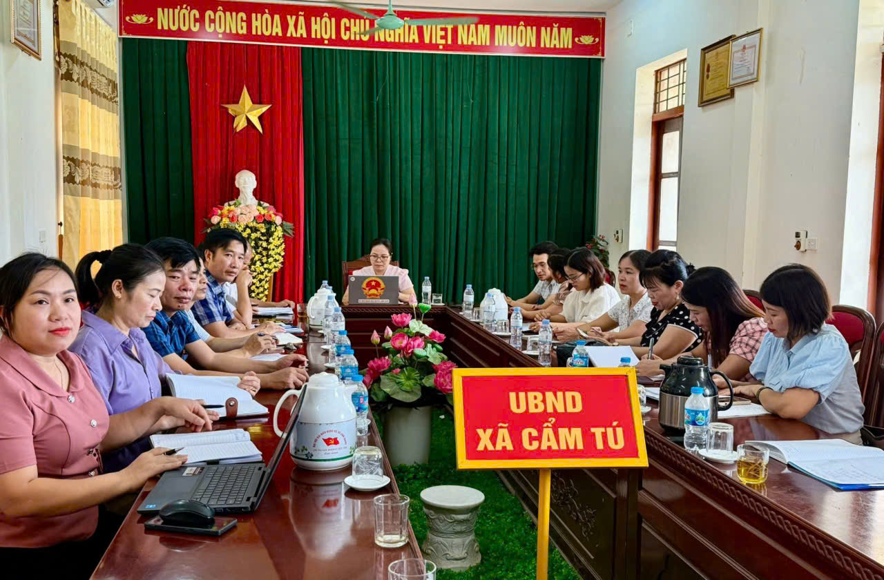 Hội nghị trực tuyến triển khai phân cấp quản lý nhà nước về giáo dục khi thực hiện chính quyền địa phương 2 cấp.