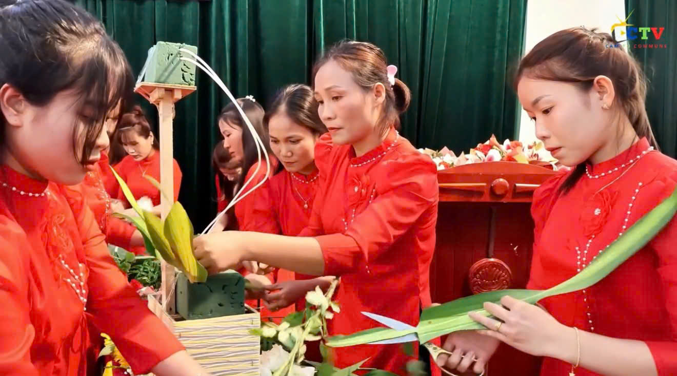 Anh-tin-bai