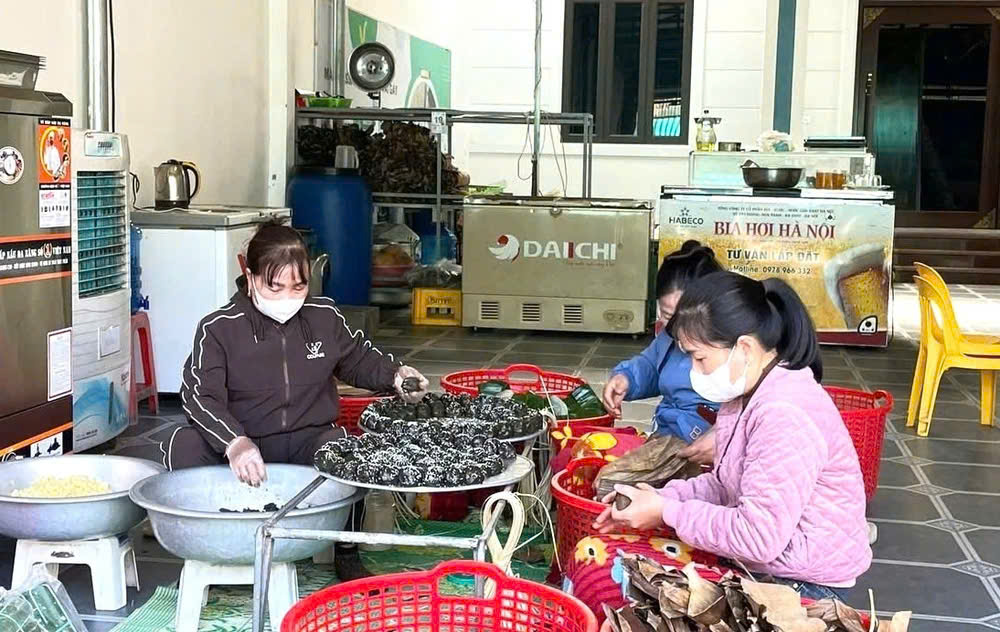 Anh-tin-bai