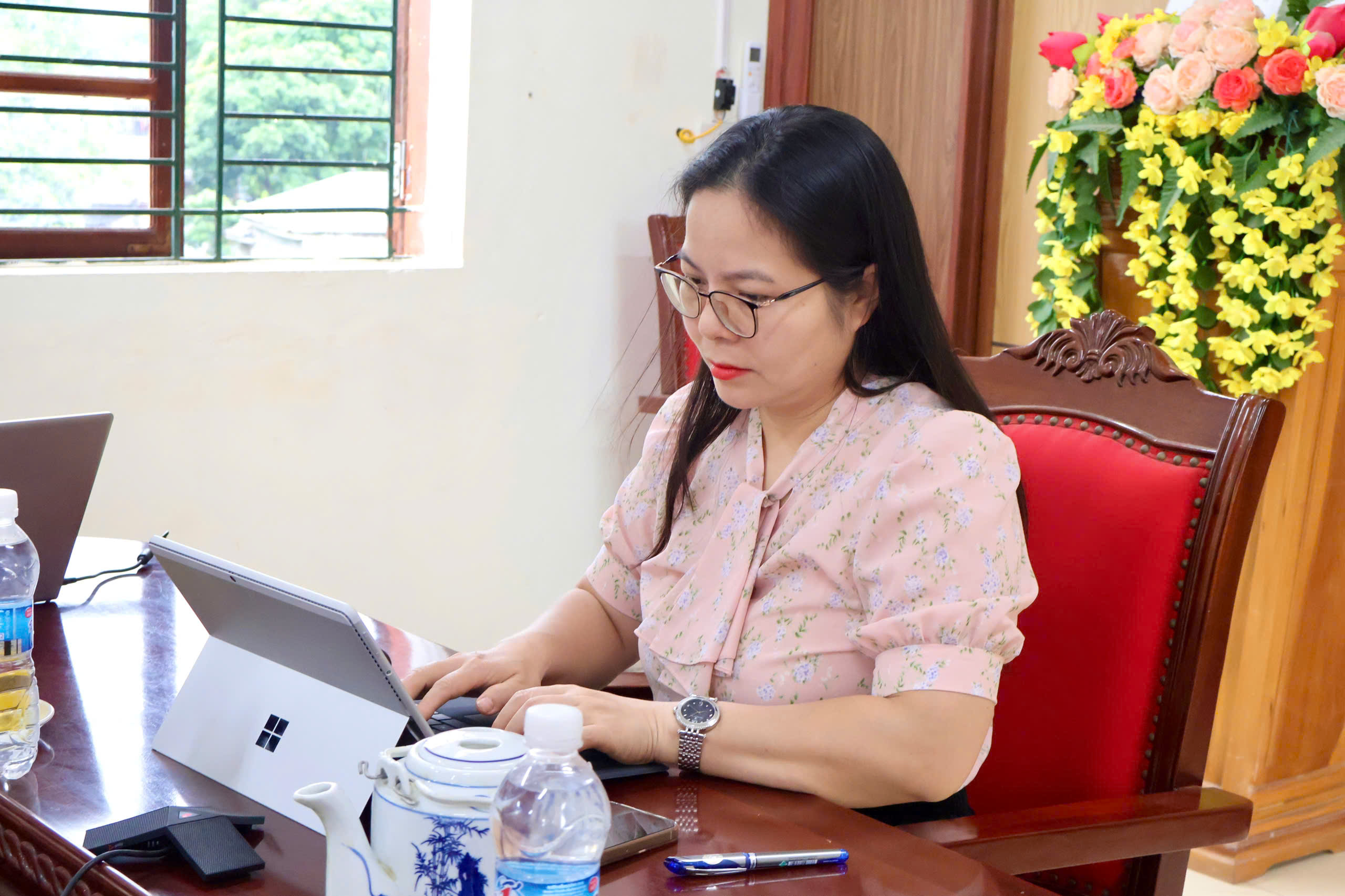 Anh-tin-bai