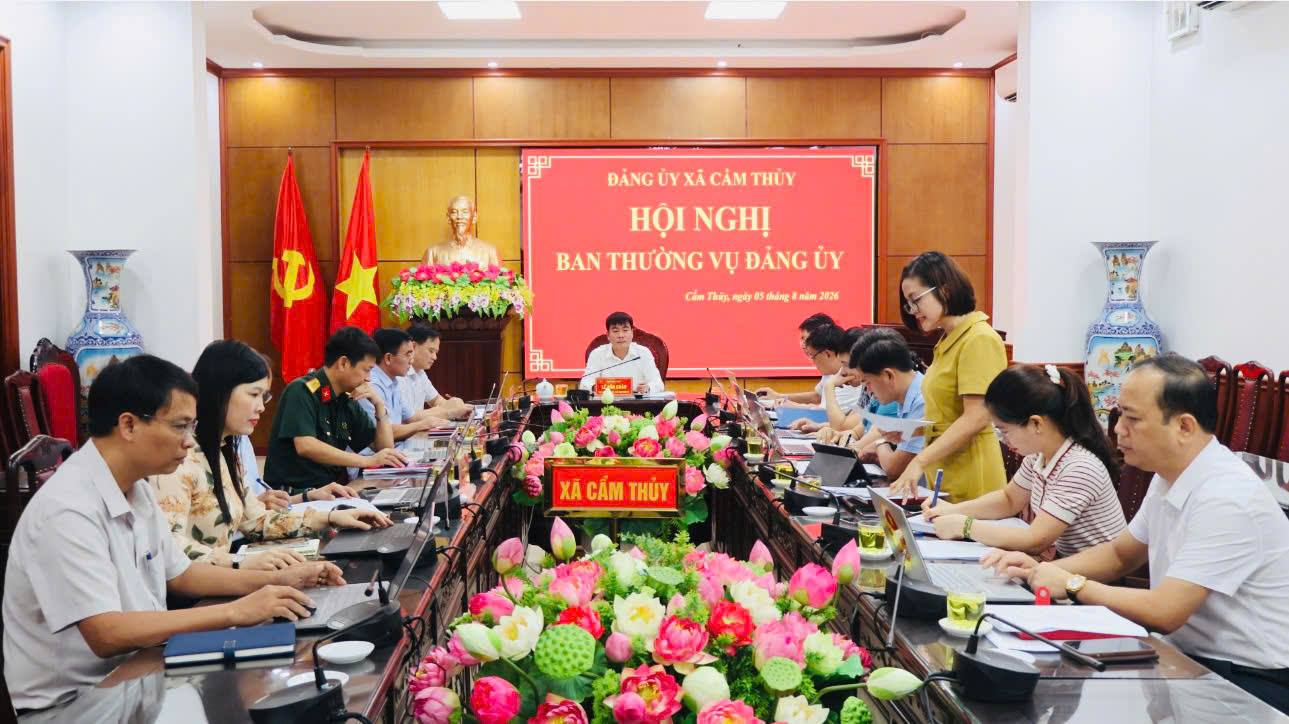 Ban Thường vụ Đảng ủy xã Cẩm Thủy họp, cho ý kiến nhiều nội dung quan trọng về phát triển kinh tế - xã hội và công tác xây dựng Đảng