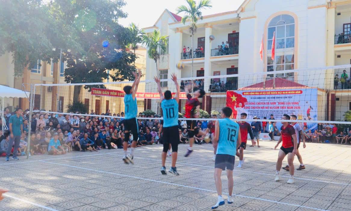 Giải bóng chuyền da nam Bông lúa vàng và bóng chuyền hơi nữ năm 2026 đã diễn ra thành công tốt đẹp