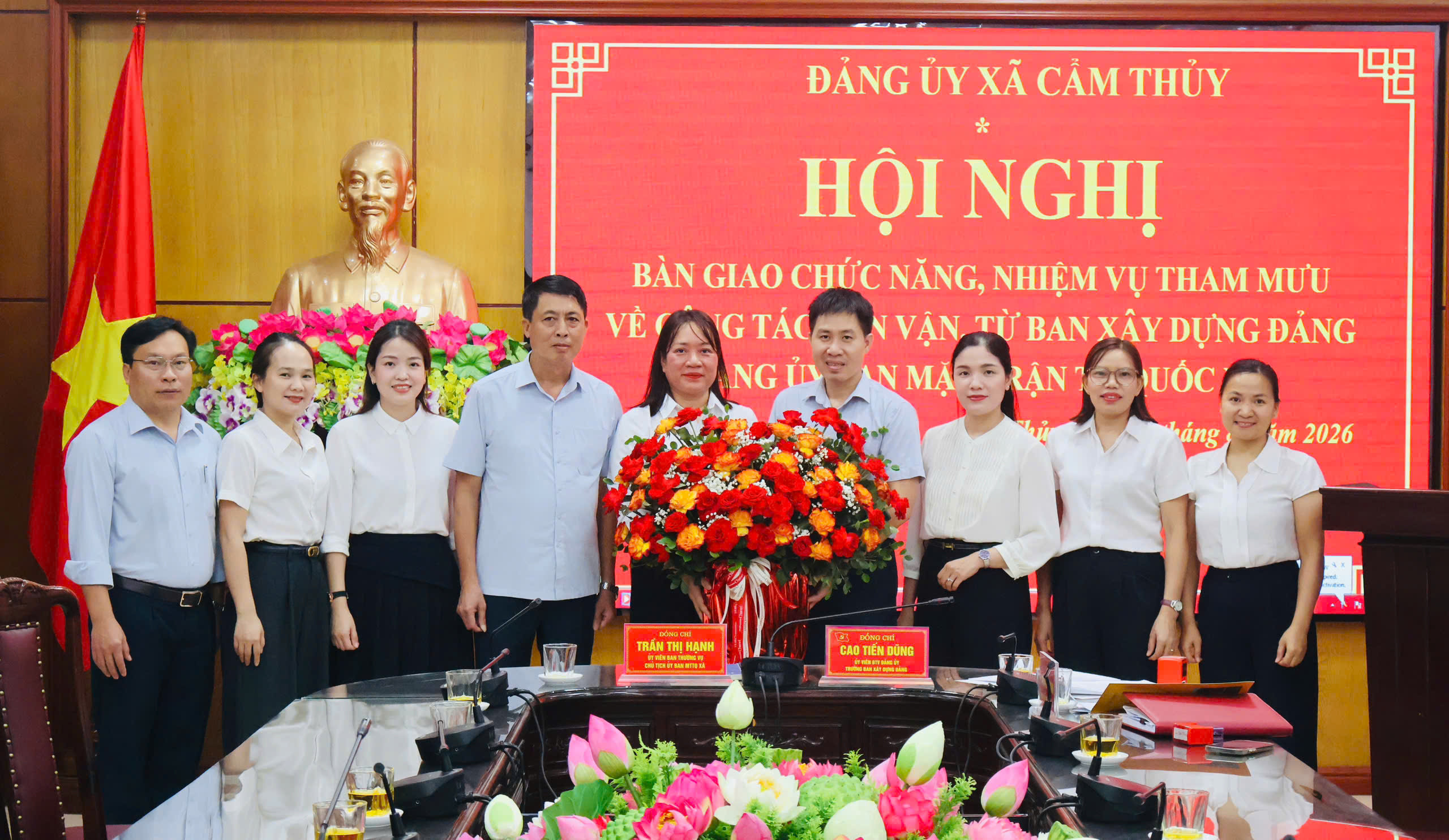  Đảng ủy xã Cẩm Thủy tổ chức hội nghị bàn giao chức năng, nhiệm vụ tham mưu về công tác dân vận