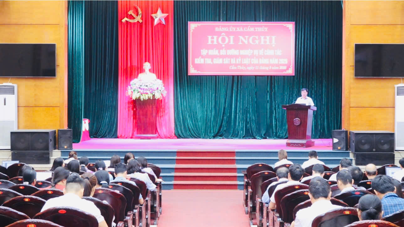 Ban thường vụ đảng ủy xã Cẩm Thủy tổ chức hội nghị tập huấn nghiệp vụ công tác kiểm tra, giám sát và kỷ luật của Đảng năm 2026
