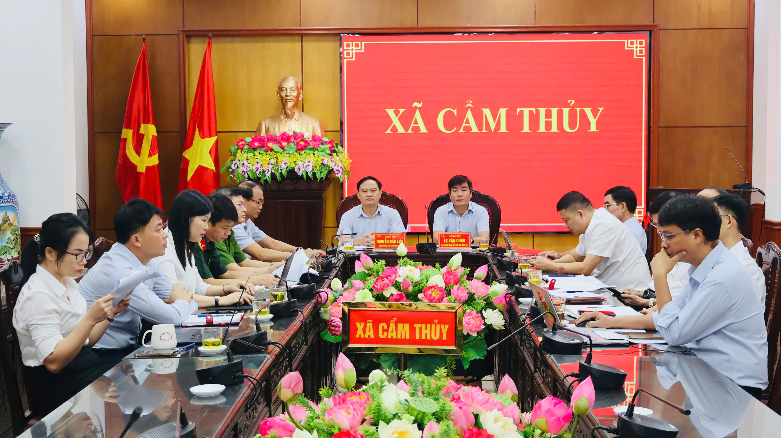 Xã Cẩm Thuỷ tham dự Hội nghị triển khai kế hoạch thực hiện kịch bản tăng trưởng kinh tế Quý 4/2026 