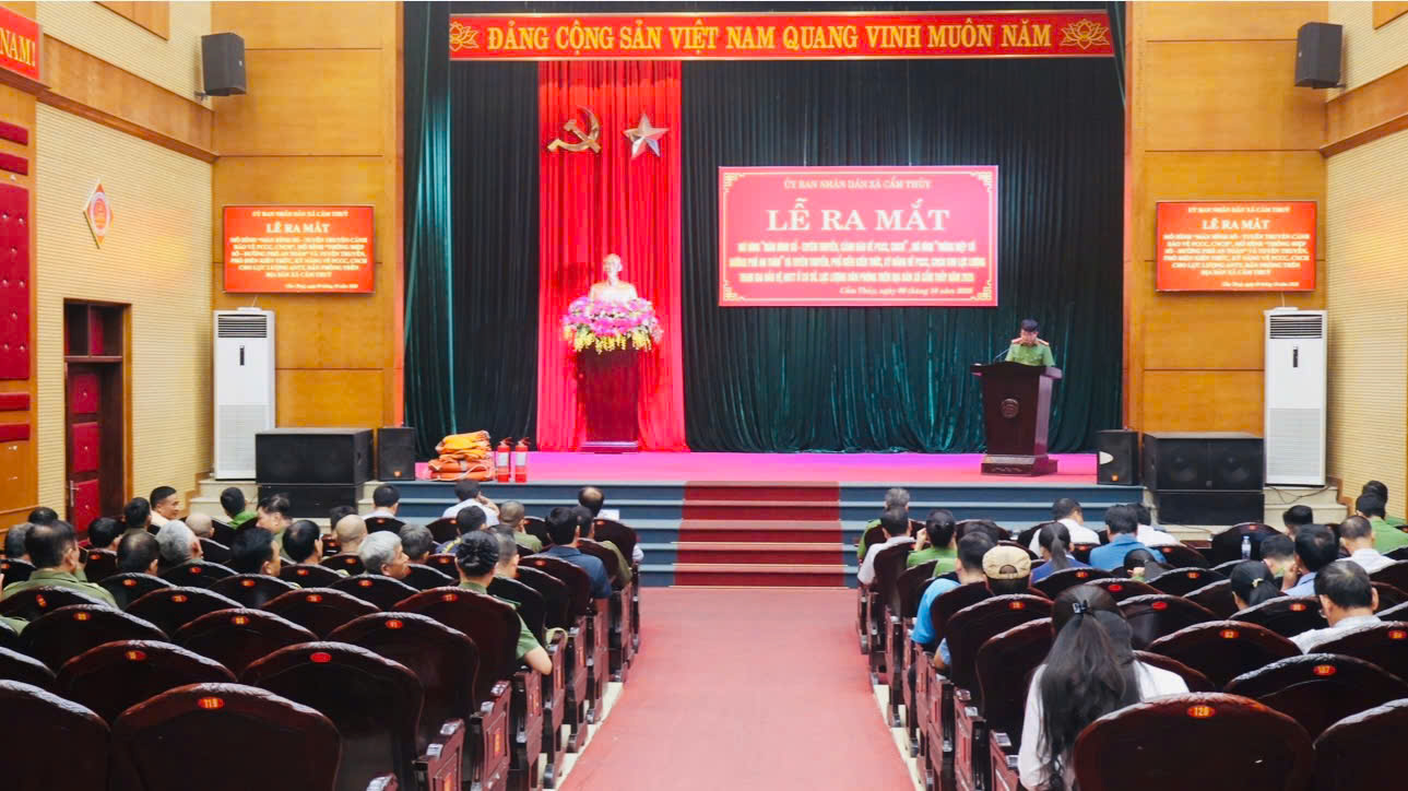 Xã Cẩm Thủy ra mắt các mô hình tuyên truyền số về PCCC-CNCH và An toàn giao thông