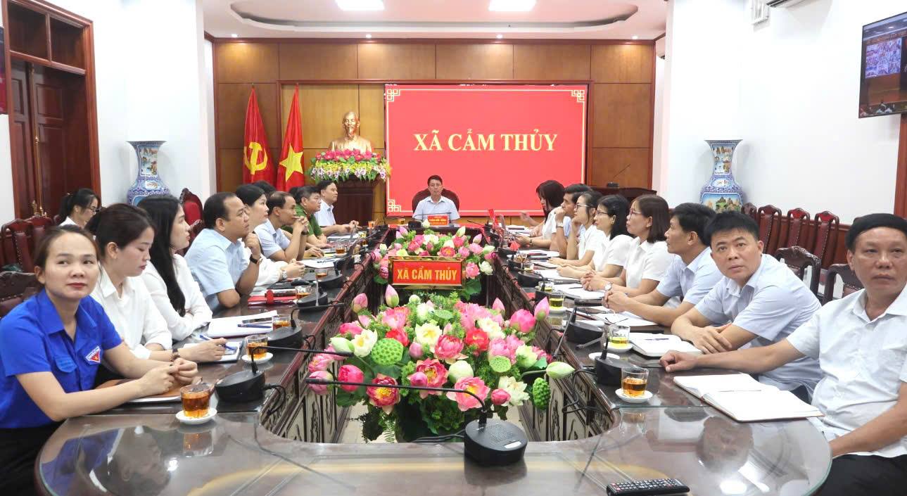 Xã Cẩm Thủy tham dự Hội nghị trực tuyến toàn tỉnh về công tác cán bộ