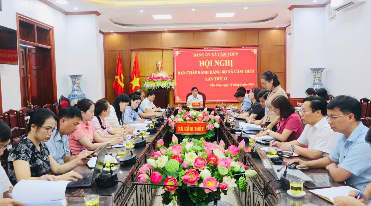 Đảng ủy xã Cẩm Thủy tổ chức Hội nghị Ban Chấp hành Đảng bộ xã lần thứ 12