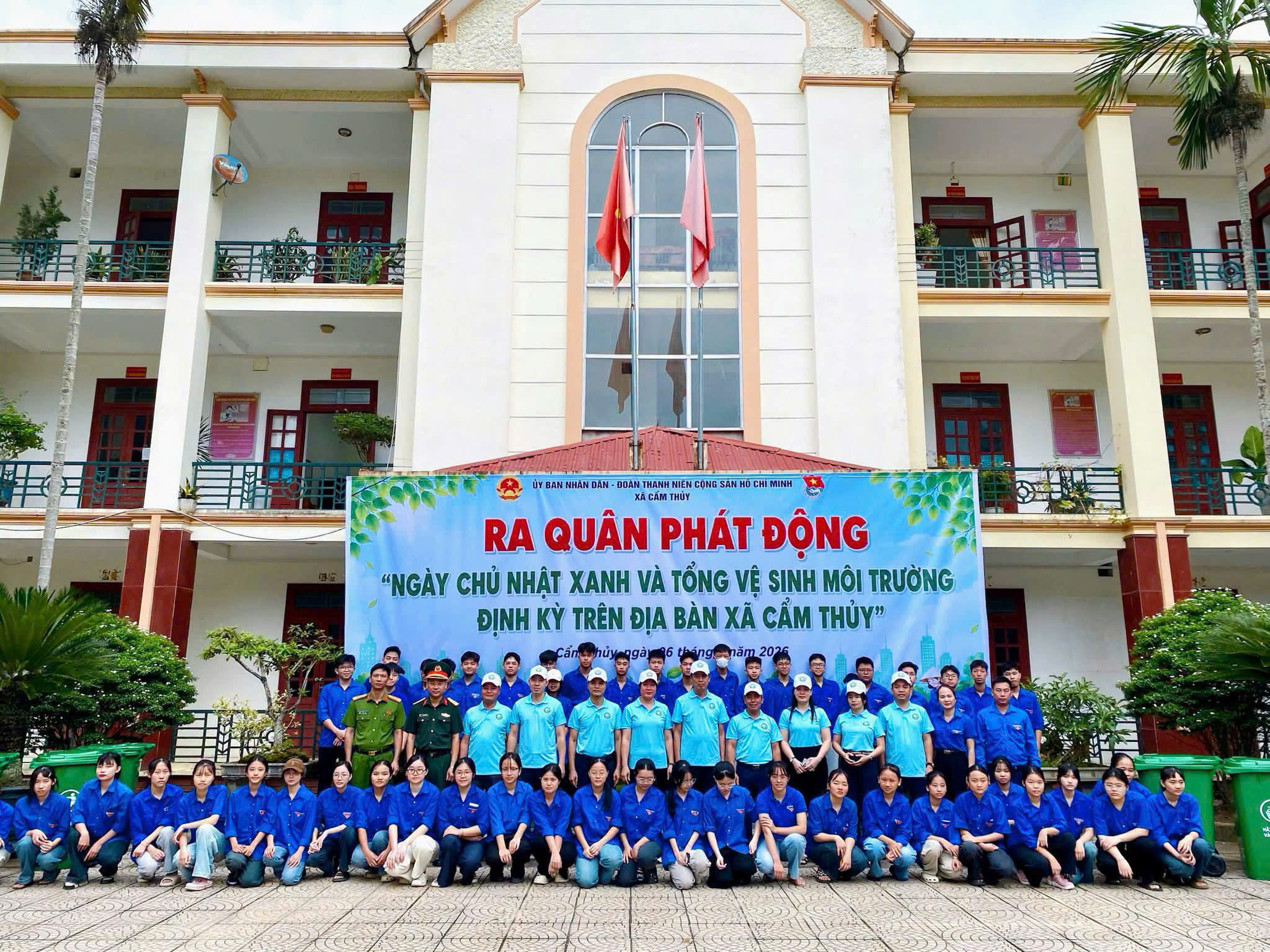 Xã Cẩm Thủy ra quân phát động ngày chủ nhật xanh và tổng vệ sinh môi trường định kỳ trên địa bàn