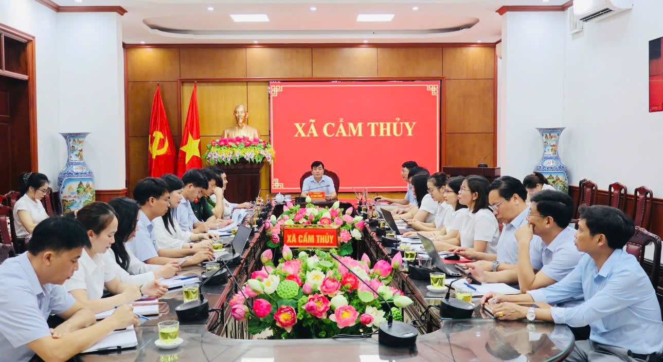 Xã Cẩm Thủy tham dự hội nghị trực tuyến sơ kết 1 năm thực hiện mô hình chính quyền địa phương 2 cấp